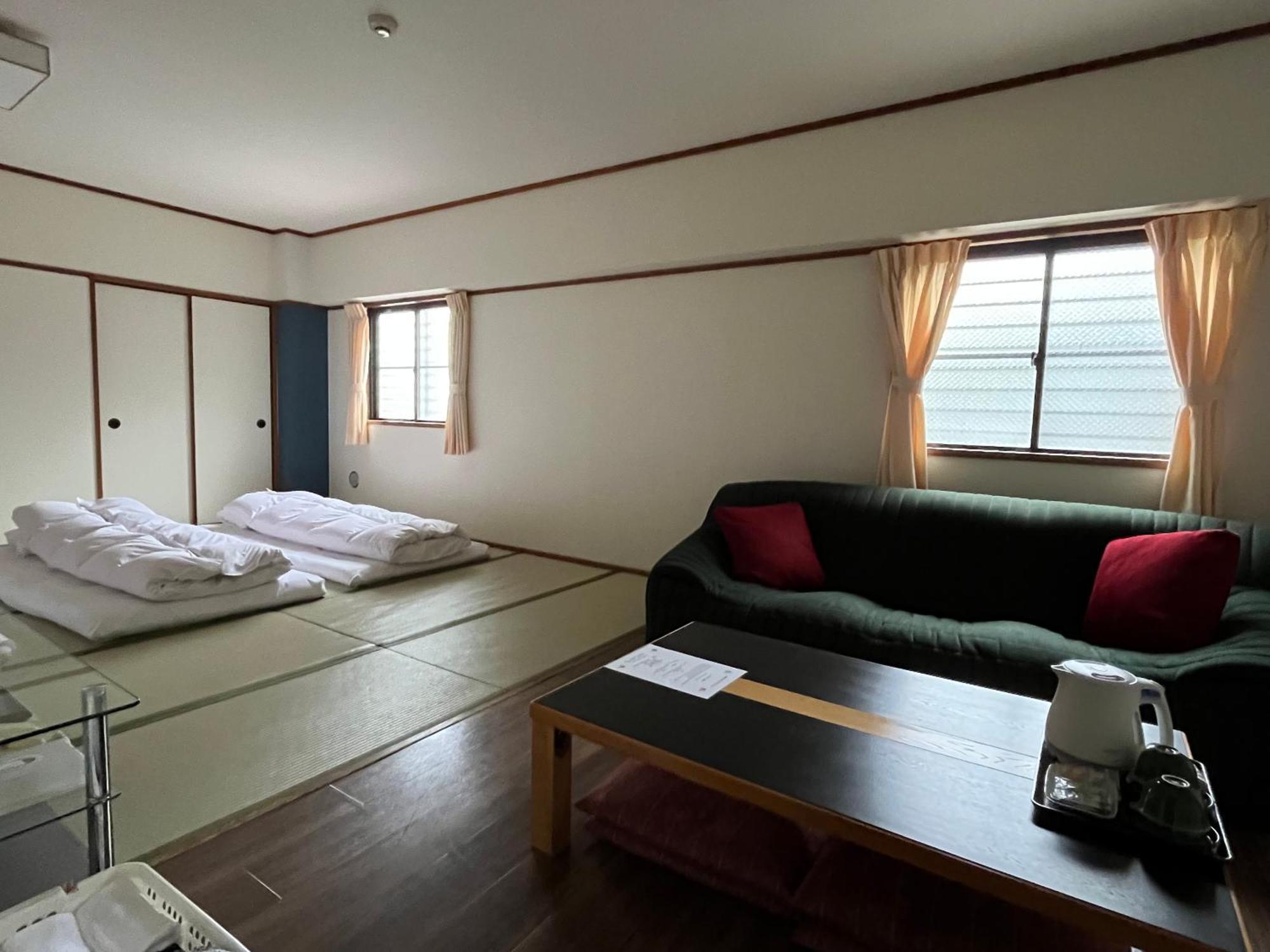Sakuraya Hotel Hatsukaichi Exterior foto